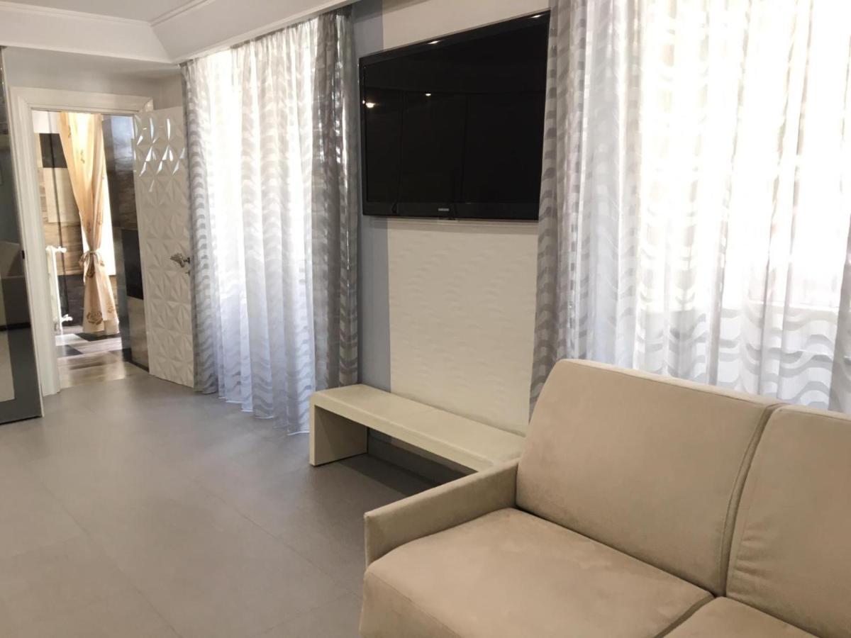 Donna Teresa Hotel Наполи Екстериор снимка
