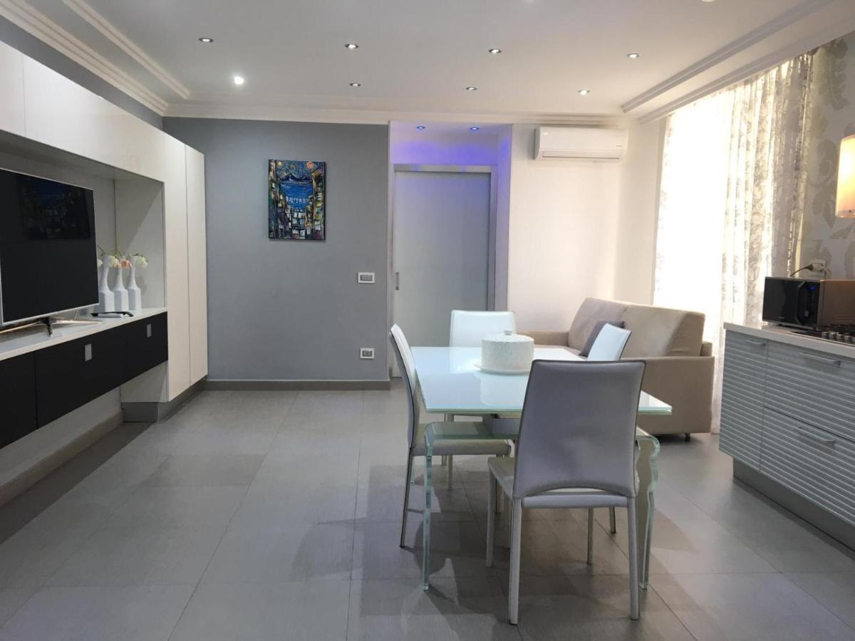 Donna Teresa Hotel Наполи Екстериор снимка