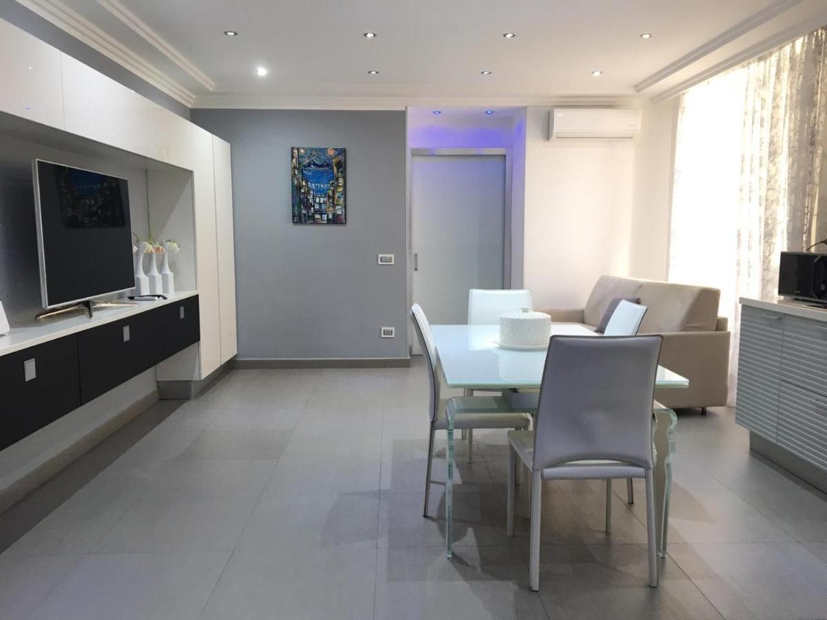 Donna Teresa Hotel Наполи Екстериор снимка