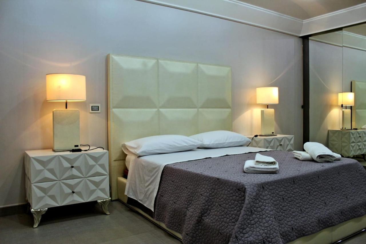 Donna Teresa Hotel Наполи Екстериор снимка