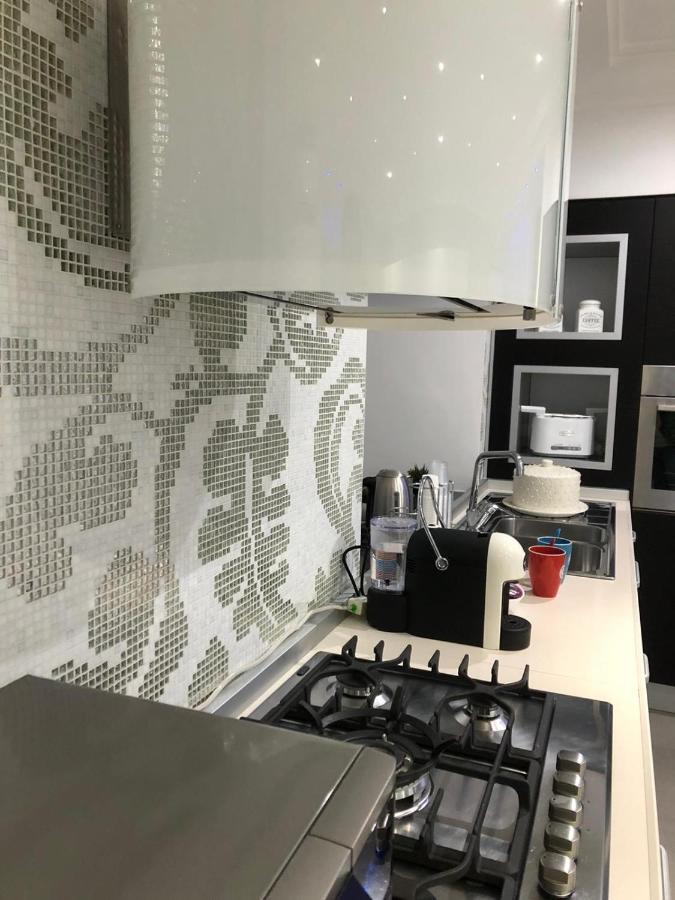 Donna Teresa Hotel Наполи Екстериор снимка